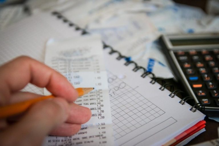Pomagamy lepiej zrozumieć, jak zarabiać pieniądze w Internecie dzięki tym prostym wskazówkom