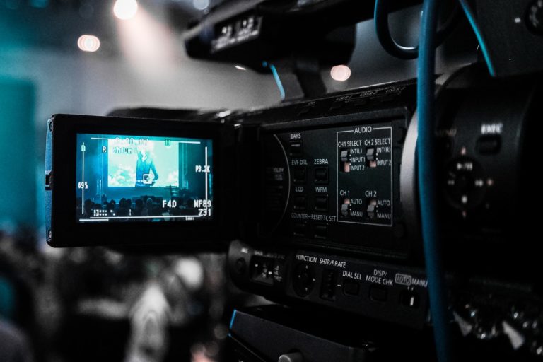 Produkcja spotów i filmów reklamowych oraz filmów promocyjnych